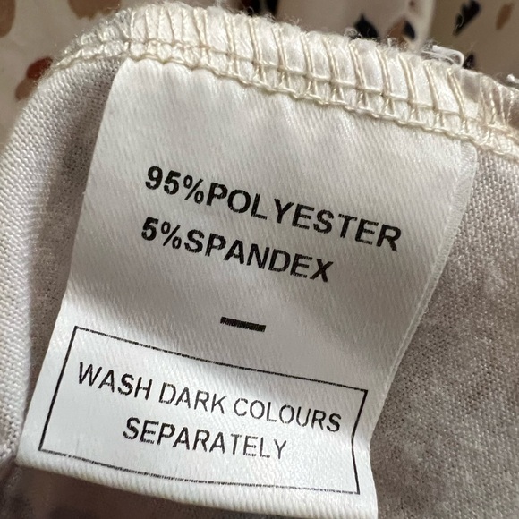 Whimsical Xieerduo Women's Abstract Artsy Short Sleeve Top with Ruching size XL - Picture 6 of 10